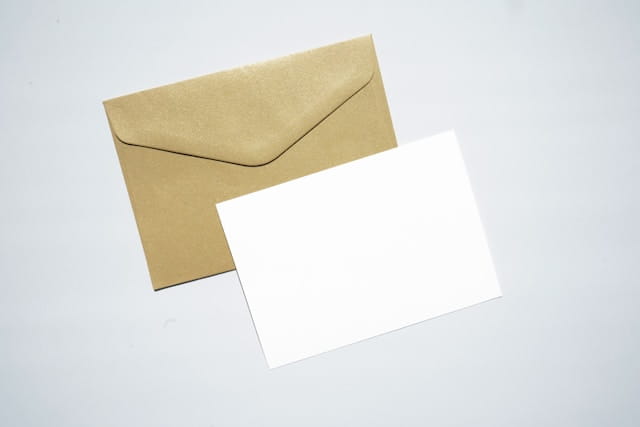 Cover Image for Email Whitelisting Guide: How to Ensure Inbox Delivery in Gmail & Outlook